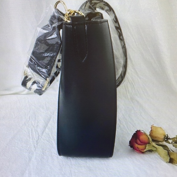 Stella McCartney Logo Crossbody Bag Black - Picture 4 of 11